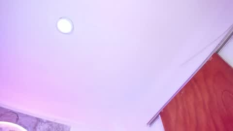 julietakane online show from March 12, 7:00 am