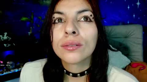    online show from July 5, 9:48 am