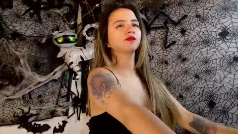 Snapshot of julietta__jackson chatting on October 20, 9:51 pm Julietta Jackson online show from October 20, 9:51 pm