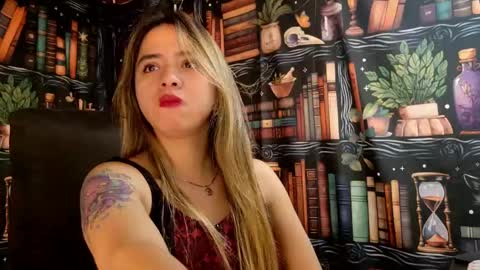 Snapshot of julietta__jackson chatting on February 27, 7:58 pm Julietta Jackson online show from February 27, 7:58 pm