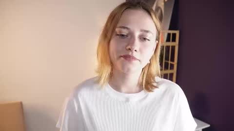 Snapshot of juliettakaniecki chatting on September 9, 3:50 am Mia online show from September 9, 3:50 am