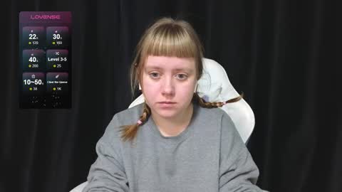 June online show from December 3, 7:44 am