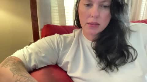 Flirty influncer online show from October 16, 2:20 pm