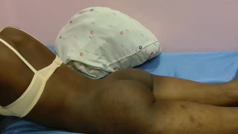 just ebonee online show from March 6, 11:05 am