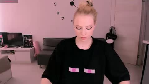 JESSY online show from August 1, 4:20 pm