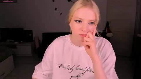 JESSY online show from August 2, 6:55 pm