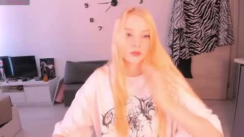 JESSY online show from July 8, 4:47 am