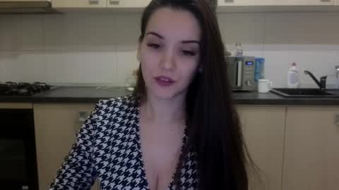 JustAnne online show from February 9, 3:43 am