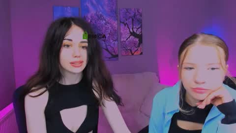 Snapshot of justcamila_ chatting on September 30, 10:21 am justcamila online show from September 30, 10:21 am