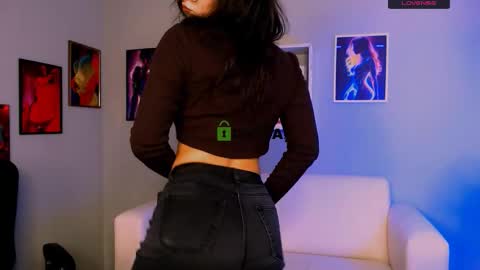 Snapshot of justcamila_ chatting on October 15, 9:56 am justcamila online show from October 15, 9:56 am