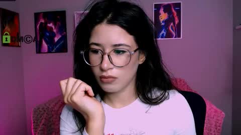 Snapshot of justcamila_ chatting on October 14, 9:56 am justcamila online show from October 14, 9:56 am