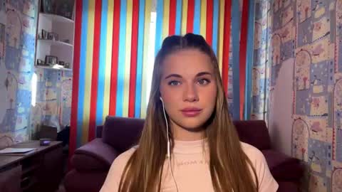 Melissa online show from August 2, 4:04 am