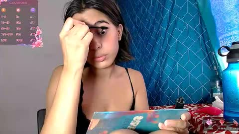 Snapshot of kade_01 chatting on October 21, 12:20 pm Kade Anne online show from October 21, 12:20 pm