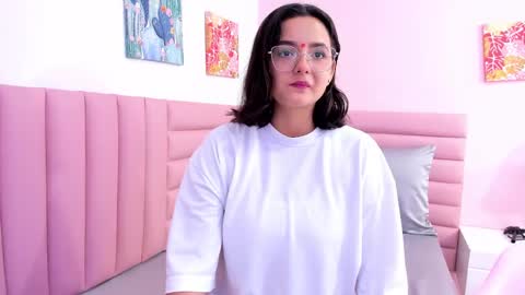 Kyelie online show from October 7, 8:13 pm