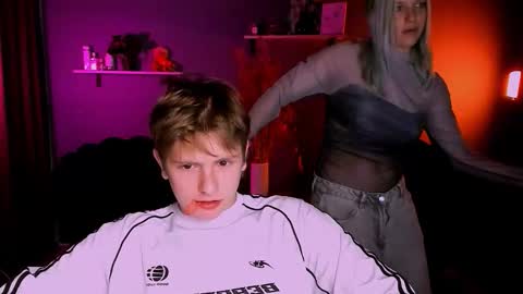 kaela_spell_ online show from October 17, 3:26 pm