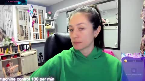 Snapshot of kagomme_h chatting on February 10, 10:53 am Antonella online show from February 10, 10:53 am