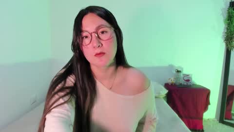 ChloeIndependient model online show from March 9, 3:05 pm