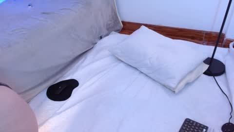 ChloeIndependient model online show from August 4, 4:02 pm