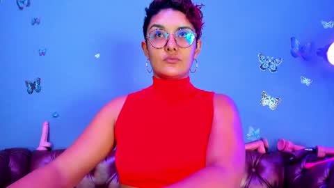 kaira_mosse_ online show from July 3, 12:00 pm