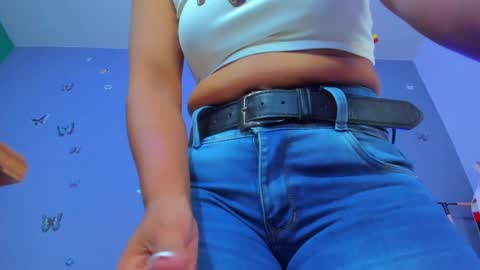 kaira_mosse_ online show from April 29, 5:30 pm