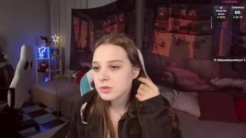 Snapshot of kaisajenner chatting on September 22, 9:02 pm Kaisa online show from September 22, 9:02 pm