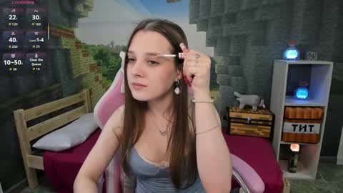 Snapshot of kaisajenner chatting on October 10, 5:18 pm Kaisa online show from October 10, 5:18 pm