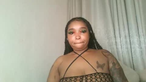 Snapshot of kakey_love chatting on February 15, 8:11 am kakey love online show from February 15, 8:11 am
