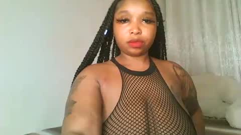 Snapshot of kakey_love chatting on March 4, 8:24 am kakey love online show from March 4, 8:24 am