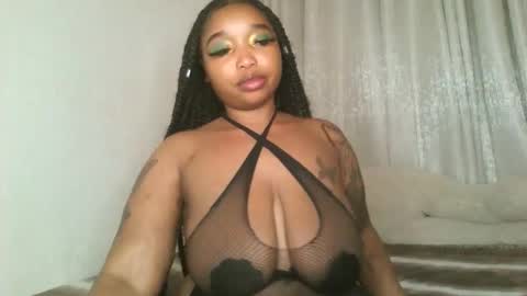 Snapshot of kakey_love chatting on January 20, 3:37 am kakey love online show from January 20, 3:37 am