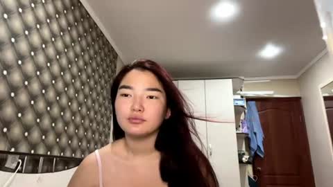 Sakura online show from June 29, 4:07 pm