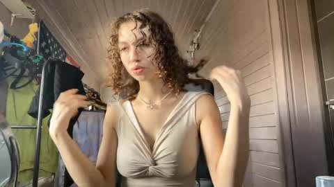 Lily online show from April 25, 12:08 pm