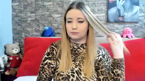 kalindahot online show from December 17, 7:18 pm