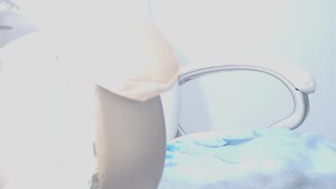 Hannah online show from June 16, 2:56 am