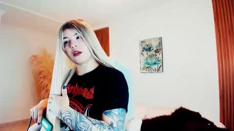 ANA SOFIA online show from March 7, 1:18 pm