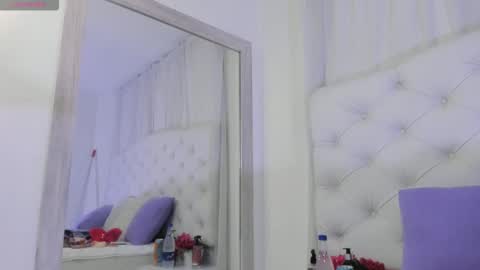    online show from October 31, 3:05 pm