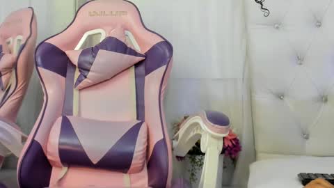    online show from February 19, 12:00 pm