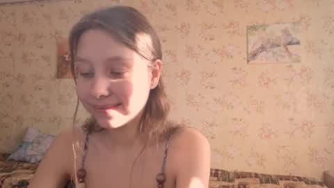 Mari  Simmons online show from October 20, 7:33 am