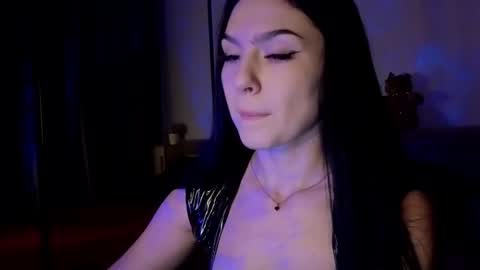 kara_life online show from October 3, 1:22 am