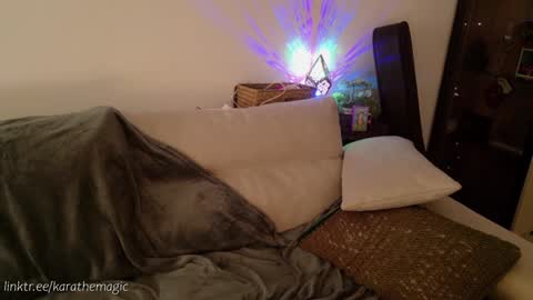 I am here around 5am GMT karathemagic online show from February 7, 8:55 am