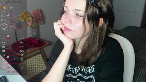 Snapshot of karen_jeff chatting on September 19, 10:25 am Karen online show from September 19, 10:25 am