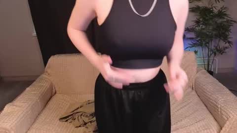 Karen online show from March 6, 8:53 am