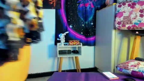 Karen online show from May 30, 6:00 am