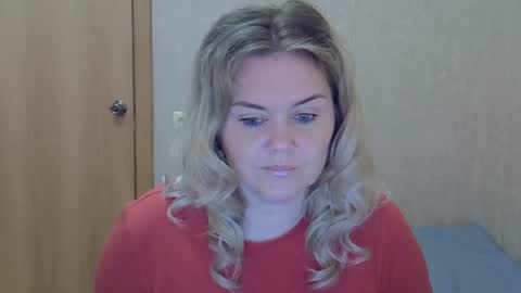 karennelsonx online show from July 14, 12:21 pm