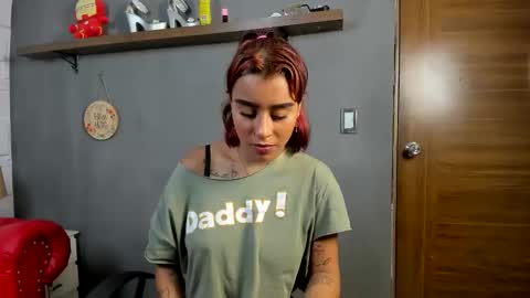 karina_aurora online show from April 23, 6:43 am