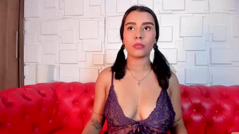 Snapshot of karina_aurora chatting on January 20, 7:25 am karina_aurora online show from January 20, 7:25 am