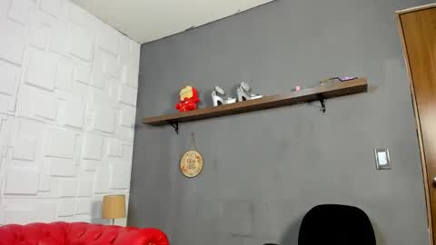 karina_aurora online show from April 24, 3:31 am