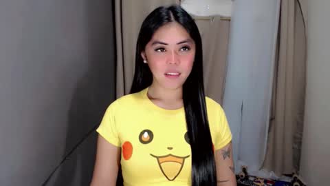 I AM BELLE online show from April 29, 2:53 pm