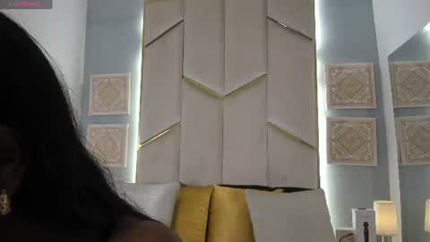 karinaacox online show from July 13, 12:06 pm