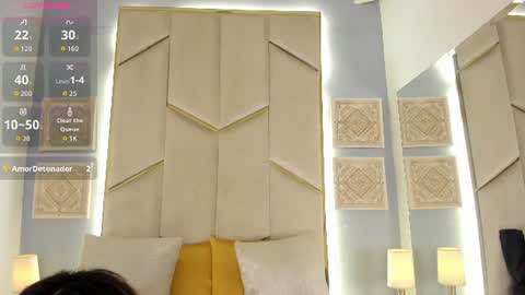 karinaacox online show from June 25, 11:45 am