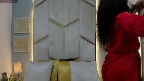karinaacox online show from August 2, 12:52 pm